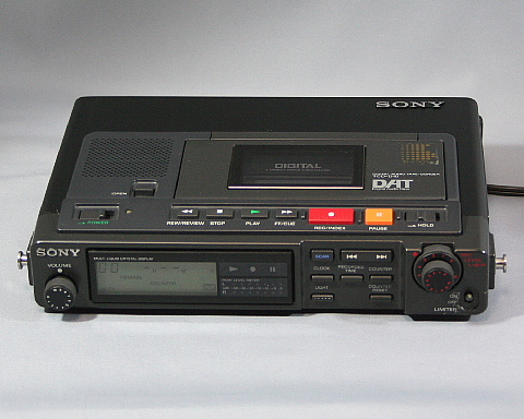 SONY TCD-D10